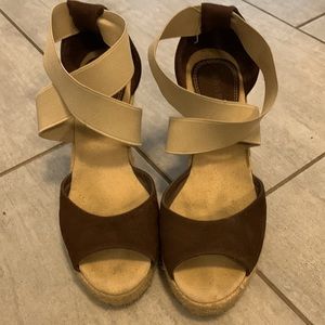 Size 7 brown Wedge shoes Bamboo